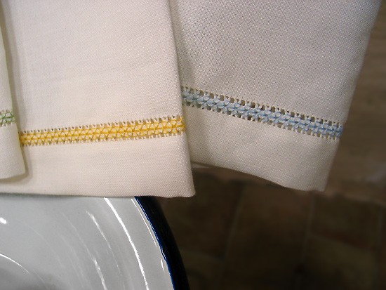 asciugamani-ospite-ricamati-550-03